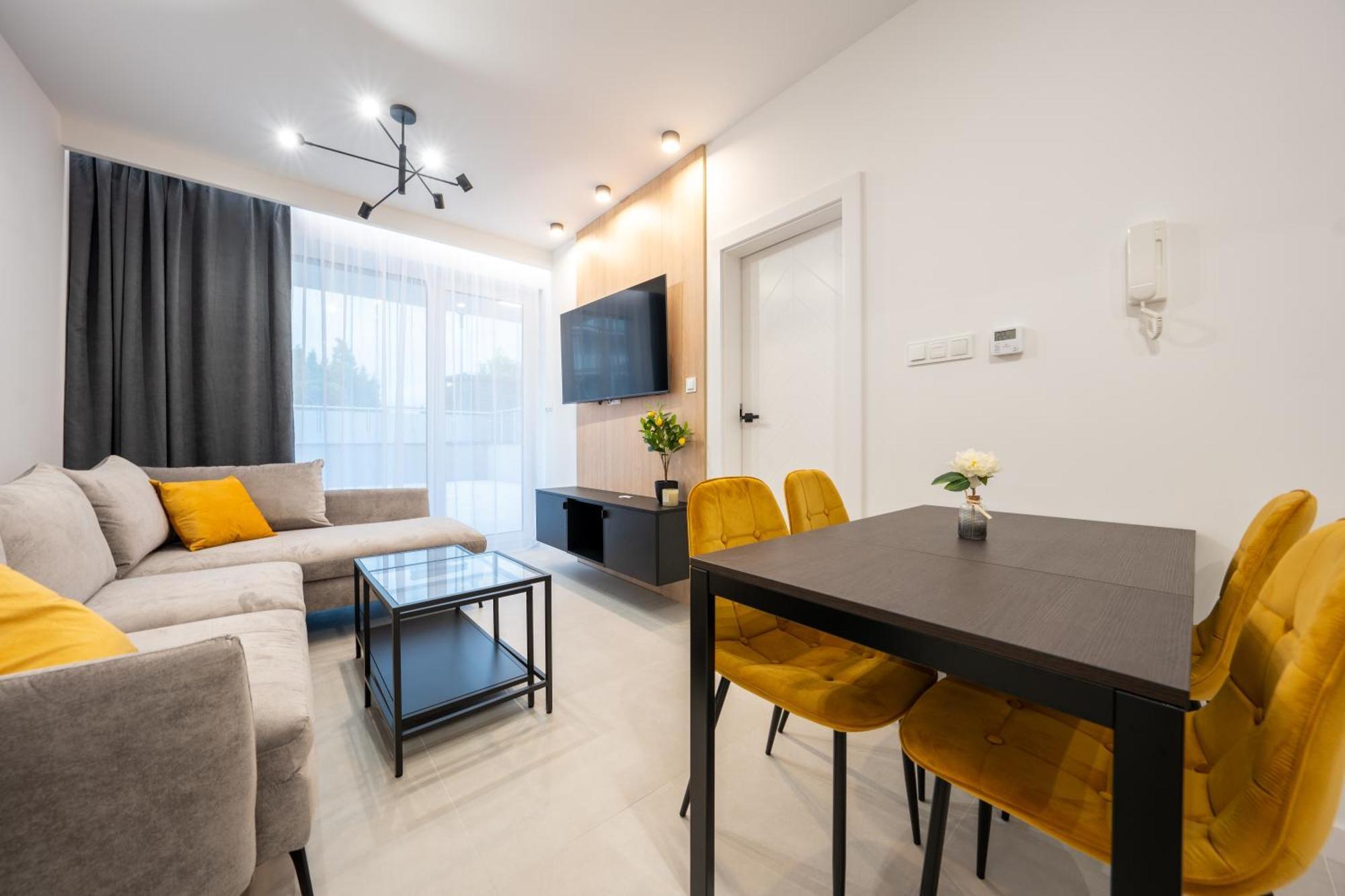 Miodowy Apartament Z Duzym Tarasem W Rewalu, Blisko Morza Ngoại thất bức ảnh