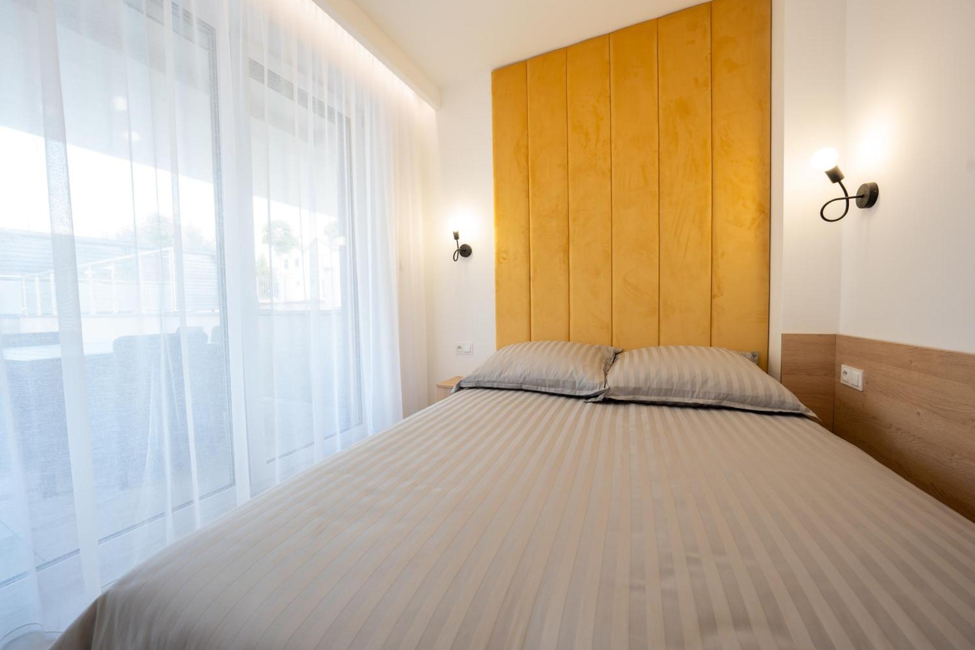 Miodowy Apartament Z Duzym Tarasem W Rewalu, Blisko Morza Ngoại thất bức ảnh